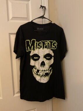 Misfit Black Graphic Skull Tee
